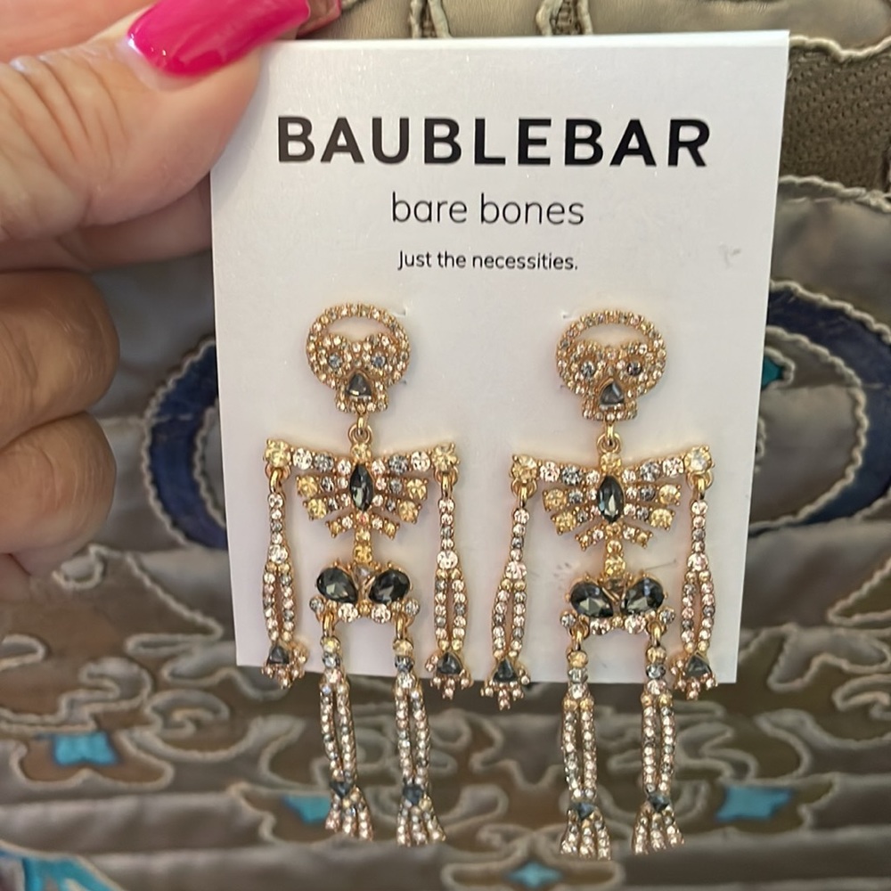 🆕 BaubleBar Skeleton Dangle Earrings